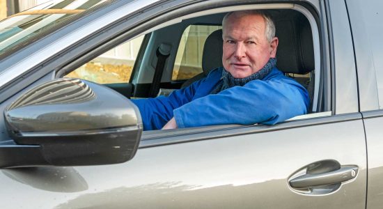 rpc003 serrurier dans sa voiture